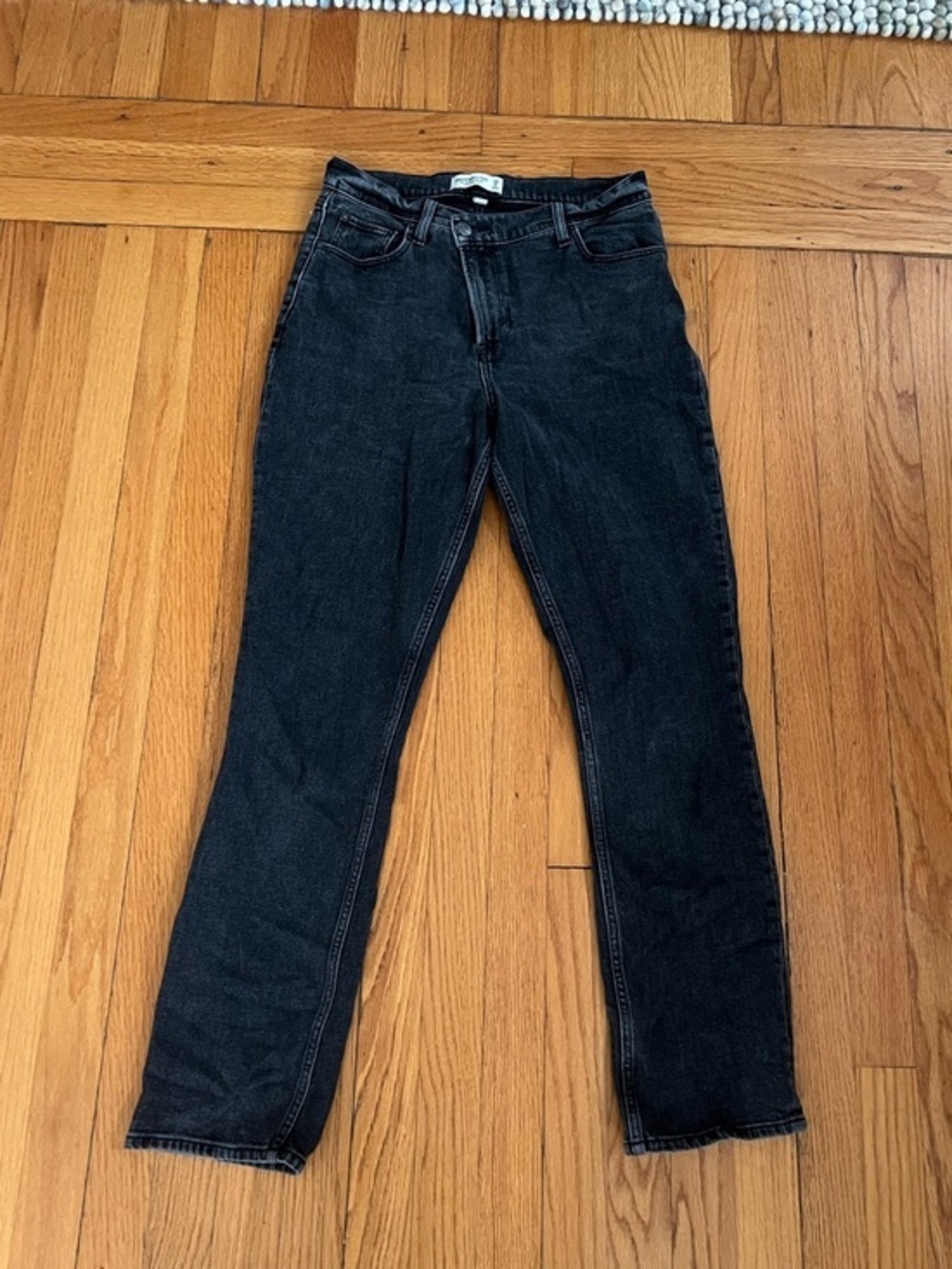 Abercrombie & Fitch Washed Black 90s Slim Straight Ultra High Rise Jean
